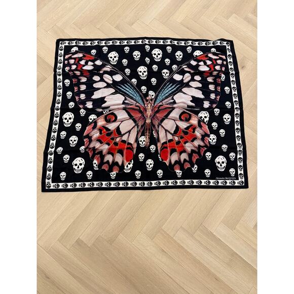 Authentic Alexander Mcqueen Giant Butterfly & Skull - Picture 2 of 16